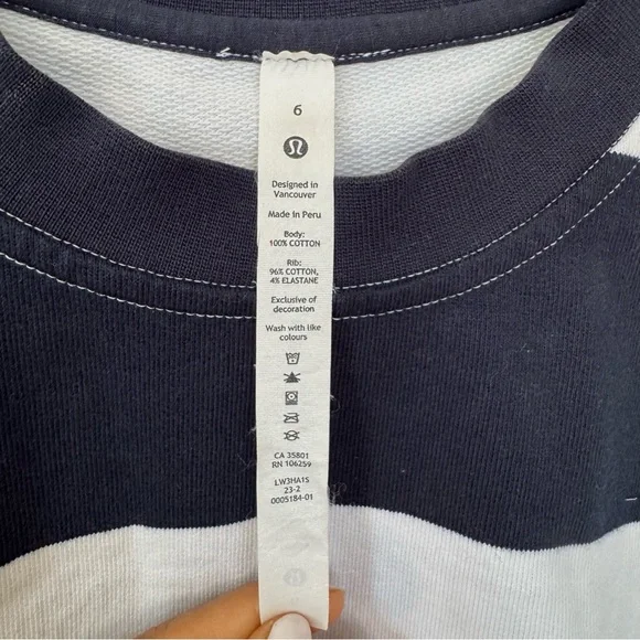 Lululemon Perfectly Oversized Cropped Crew Pack Stripe True Navy White Sz 6 - Picture 9 of 12